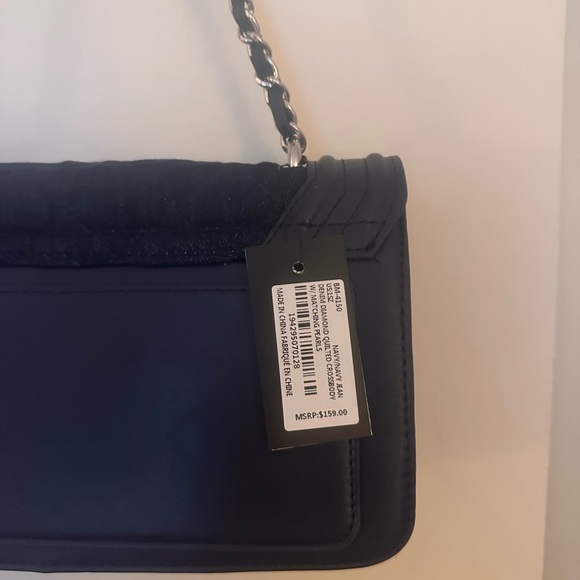 Badgley Mischka Blue Quilted Crossbody Bag - Picture 6 of 11